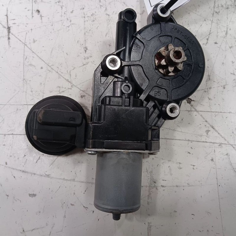 Left Rear Power Window Motor 18-23 Nissan Kicks OEM