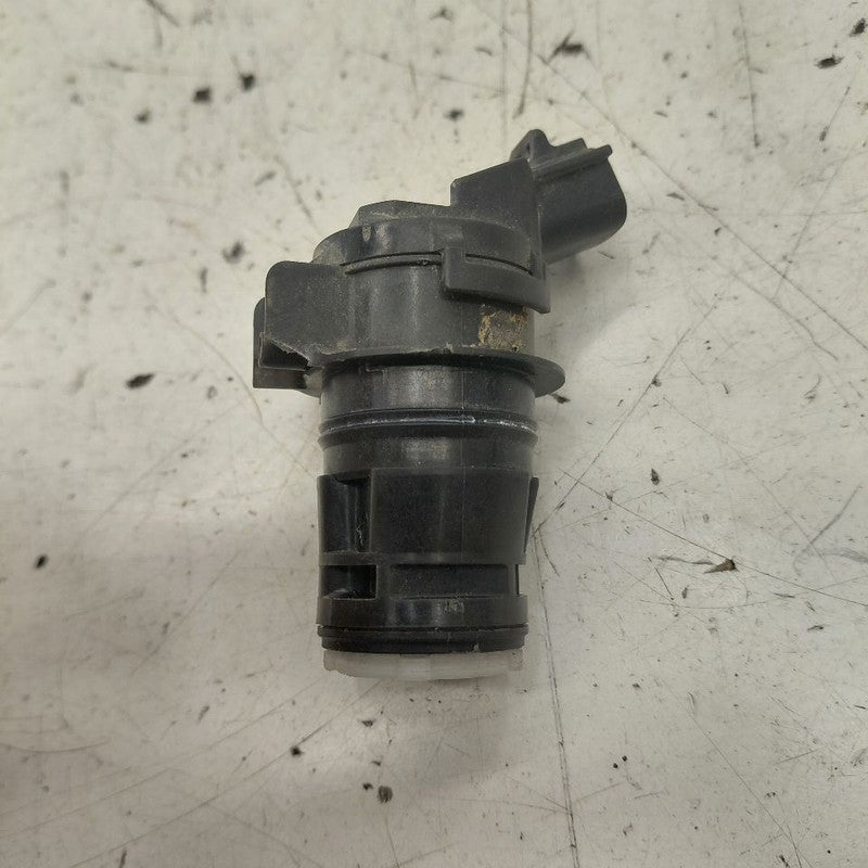 Lexus IS350 Windshield Washer Wash Fluid Reservoir Motor Pump Electric