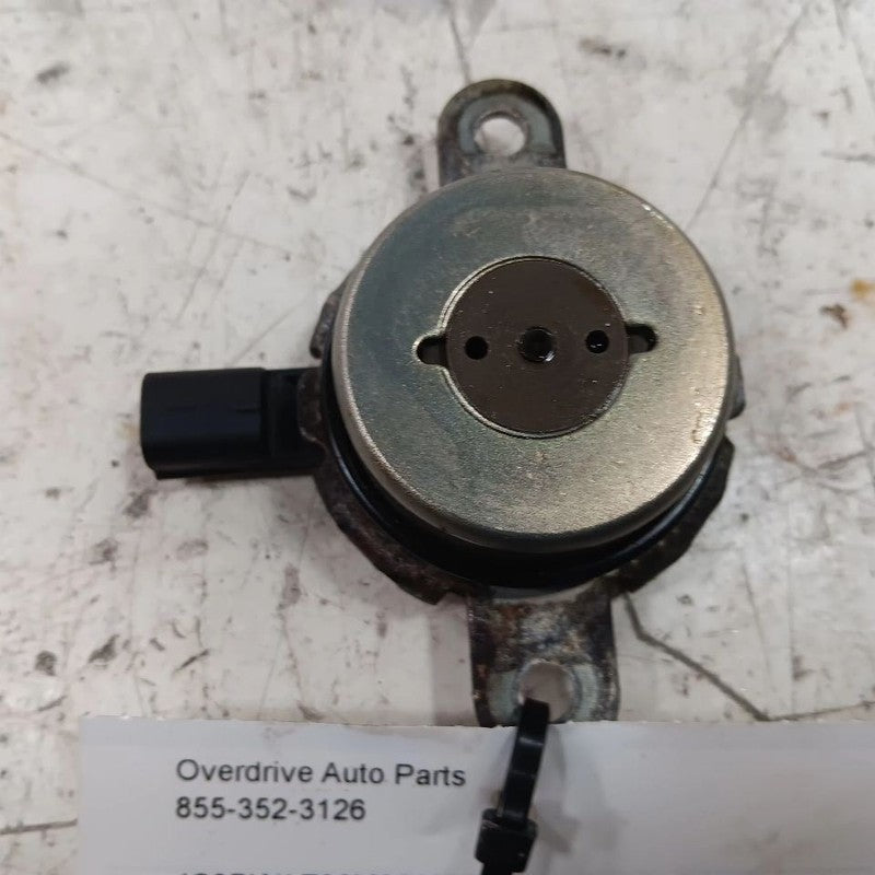 Subaru Legacy Variable Timing Gear Oil Control Valve Solenoid Cylinder