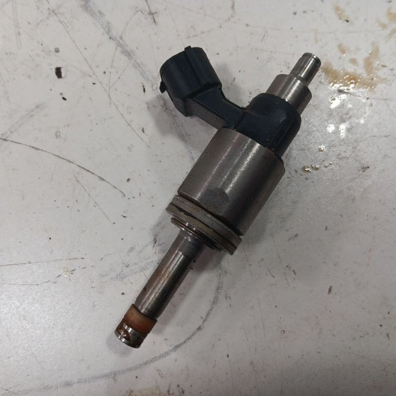 Fuel Injection Injector Fits 17-23 Subaru Impreza OEM