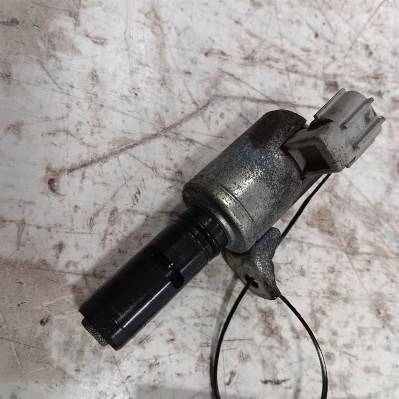 Ford Fiesta Variable Timing Gear Oil Control Valve Solenoid Cylinder Head  2016 