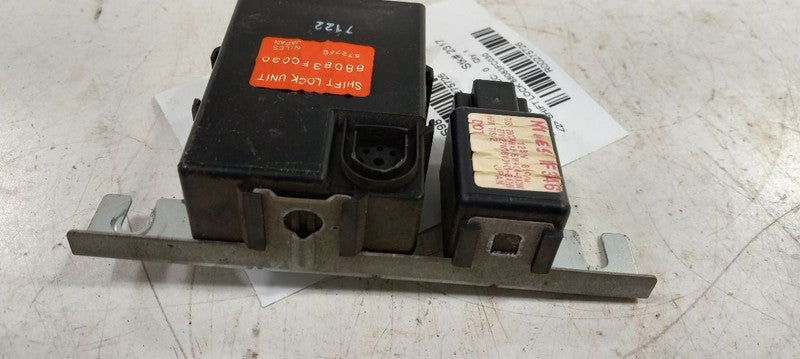 Subaru Forester Shift Lock Computer Control Module 88083FC030 1998 199