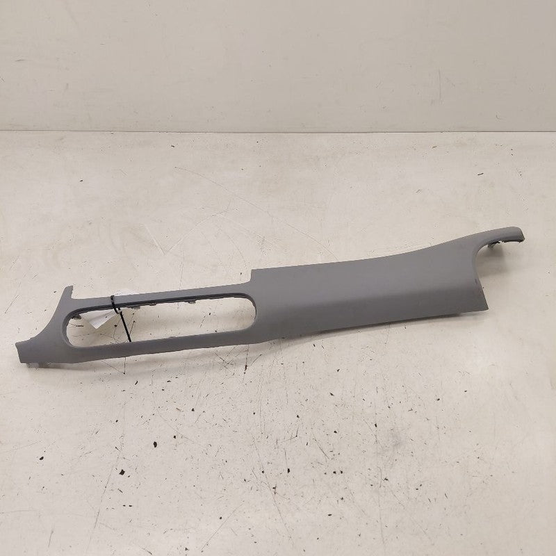 Hyundai Kona Passenger Right Side Dash Bezel Trim 2021 2020 2019