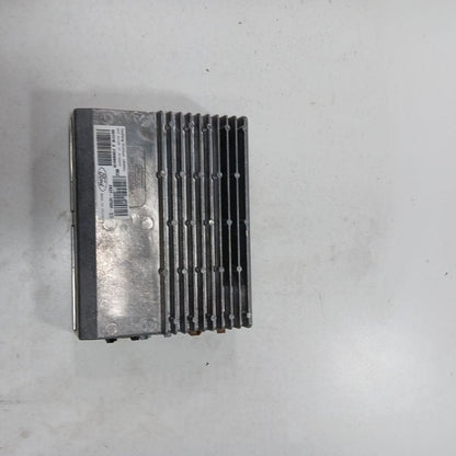 Audio Equipment Radio Amplifier Left Hand Dash Fits 16-17 Ford Mustang