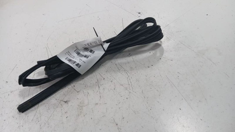 Subaru Forester Door Glass Window Seal Rubber Right Passenger Front  2
