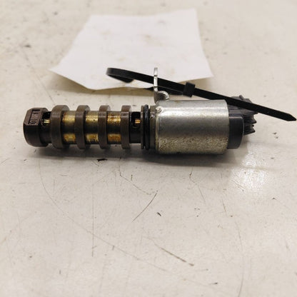 Honda CR-V Variable Timing Gear Oil Control Valve Solenoid Cylinder He