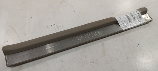 Hyundai XG350 Sill Trim Plate Door Jam Threshold Right Passenger Front