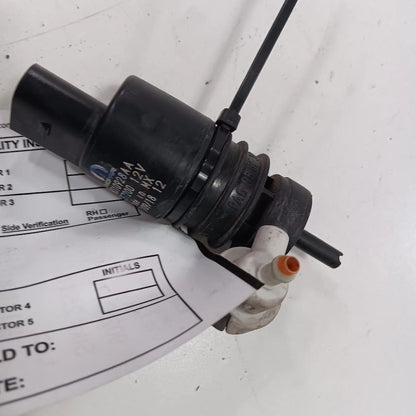 Jeep Compass Windshield Washer Wash Fluid Reservoir Motor Pump Electric 2018