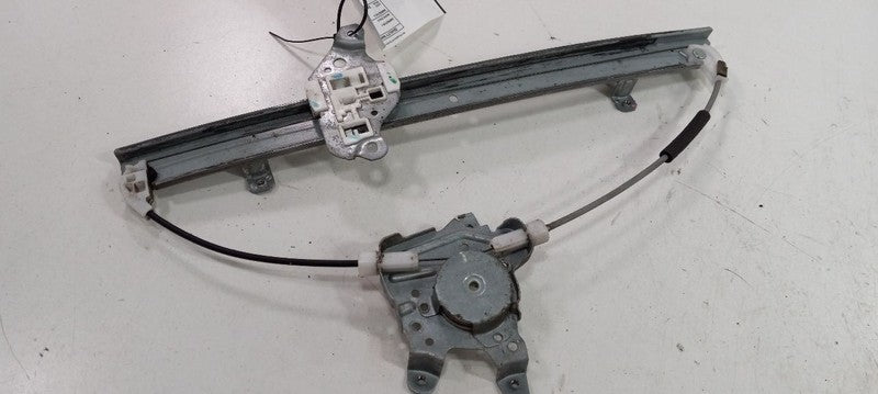 80720EE00D Passenger Right Front Window Regulator Hatchback Track Fits 07-12 VERSA