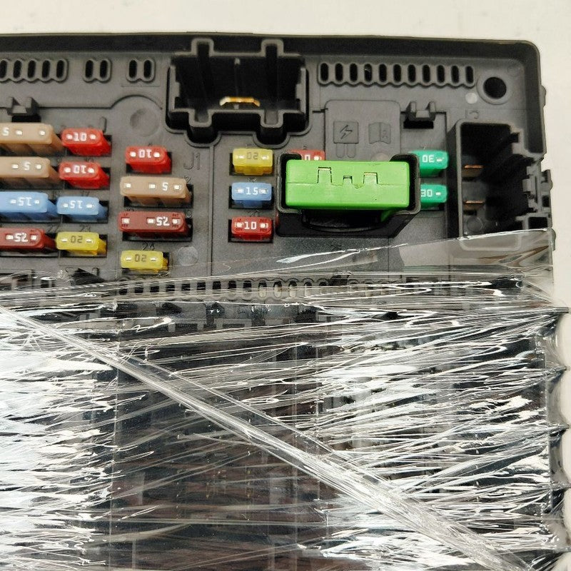 Ford Ecosport Cabin Fuse Box Interior Inner Under Dash  2020 2021 2022