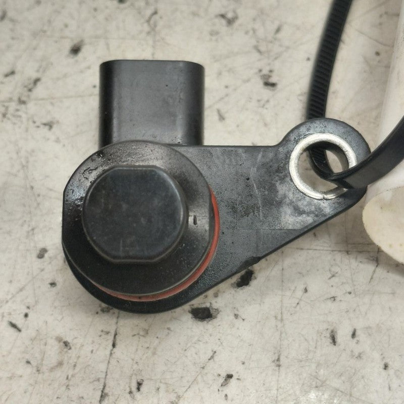 Cadillac CT6 Camshaft Cam Shaft Position Sensor  3.6 2018 2017 2016