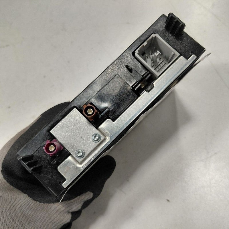Communication Telematics Onstar Control Module Opt UE1 20-24 Buick Enc