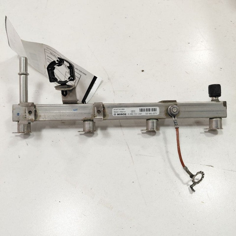 Buick Encore Fuel Rail Injection Injector Mount Bar  1.4 2020 2019 201
