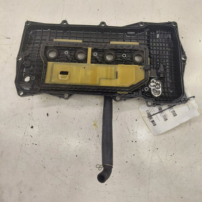 Toyota Prius Engine Cylinder Head Valve Cover  1.8 2022 2021 2020