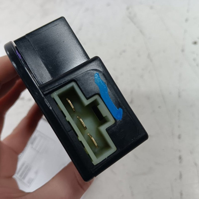 Kia Optima Seat Warmer Control Module {88553-D5560} 2020 2019 2018 2017