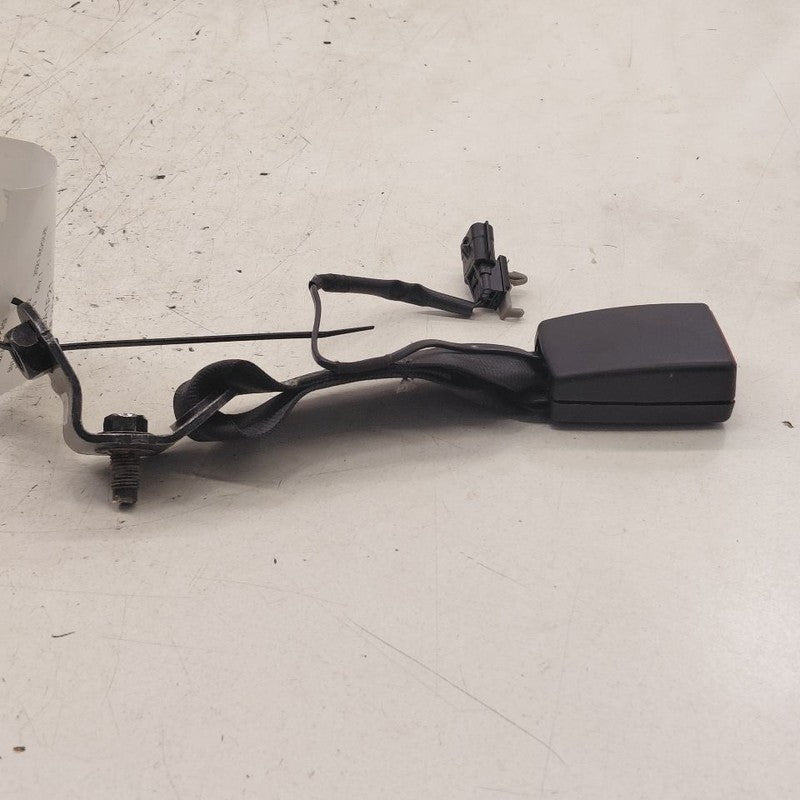 Nissan Rogue Seat Belt Buckle Latch Left Driver Rear Back  2021 2022 2