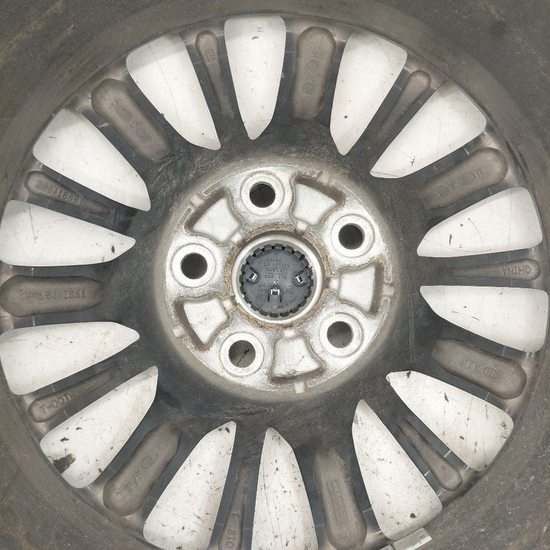 Wheel Rim 19x8-1/2 Machined Finish Opt Q6M Fits 16-19 Cadillac CT6