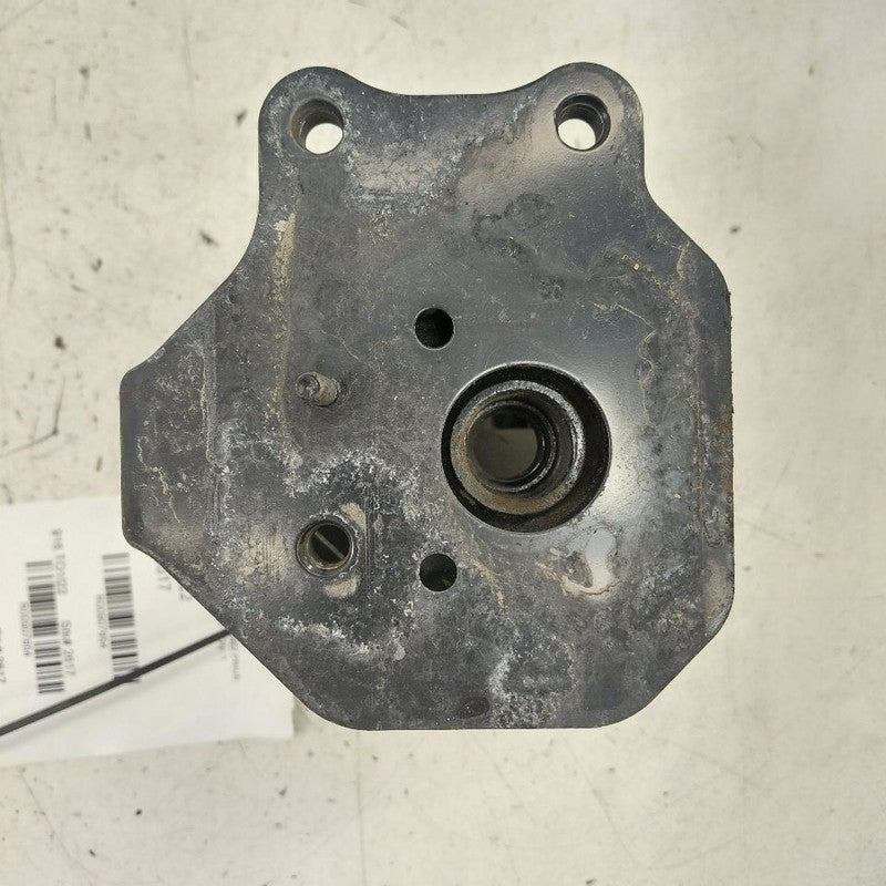 Toyota Prius Bumper Mount Bracket Right Passenger Side Rear  2022 2021