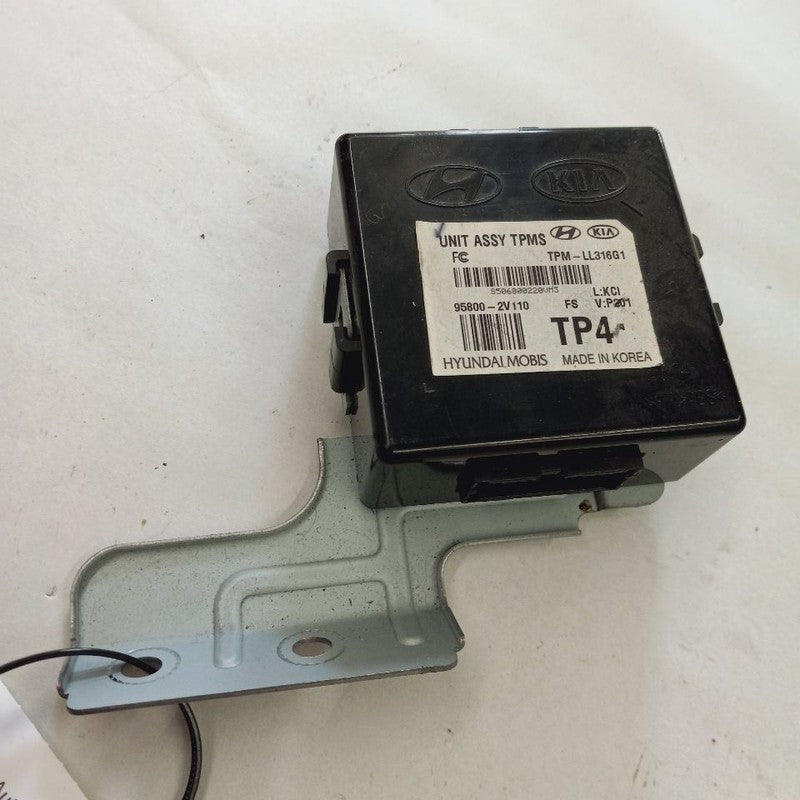 Suspension Control Module TPMS Fits 13-17 Hyundai Veloster
