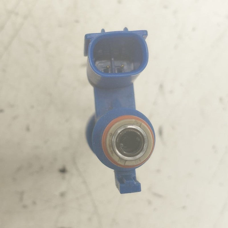 Upper Fuel Injection Injector Fits 22-25 Lexus NX350