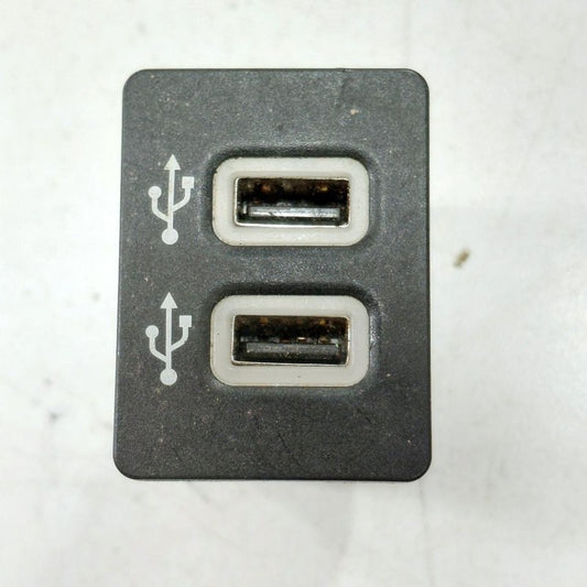 Ford Edge USB Plug In Hub Port  2019 2020 2021 2022 2023 2024 OEM