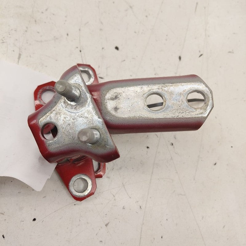Mitsubishi Outlander   Door Hinge Set Right Rear Passenger  2018 2017 