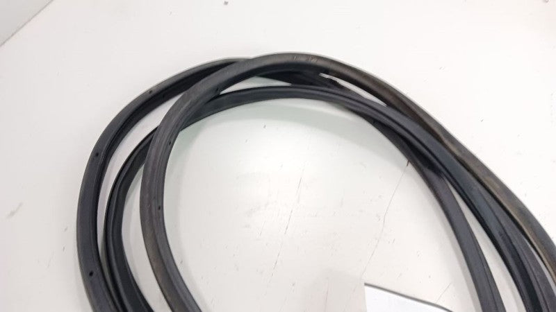 2010 Honda Insight On Door Seal Rubber Right Passenger Front