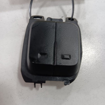 Chevy Trailblazer Left Side Steering Wheel Radio Control {13531986} 20
