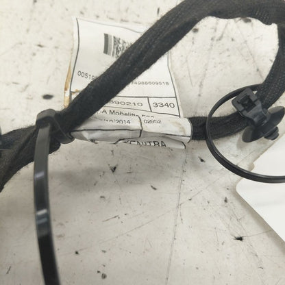 2018 Fiat 500 X Model Console Cable {00519890210}
