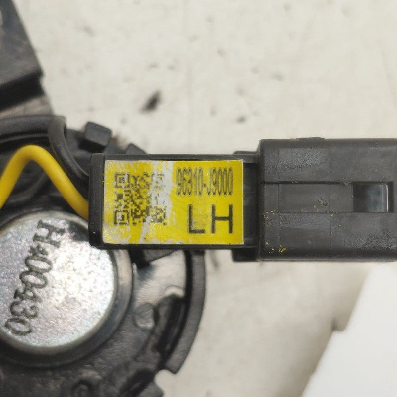 Hyundai Kona Tweeter Left Driver Tweeter Speaker  2021 2020 2019