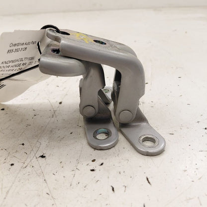 Kia Sportage Door Hinge Set Right Rear Passenger  2020 2021 2022