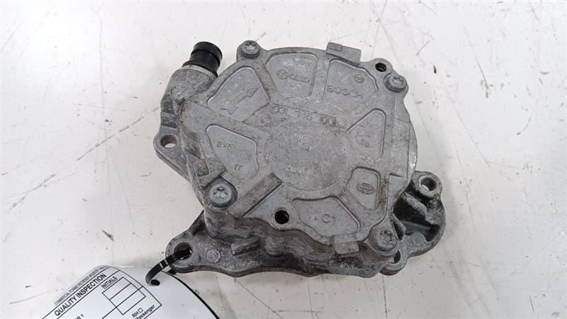 Volkswagen Golf Vacuum Pump 2010 2011 2012 2013 2014 OEM