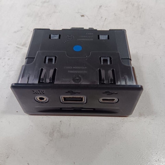 Chevy Malibu USB Plug In Hub Port 2019 2020 2021 2022