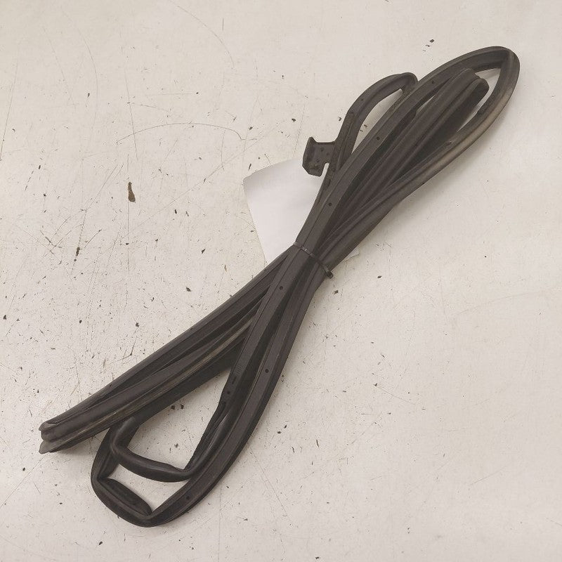 Subaru XV Crosstrek On Door Seal Rubber Right Passenger Front  2025 20