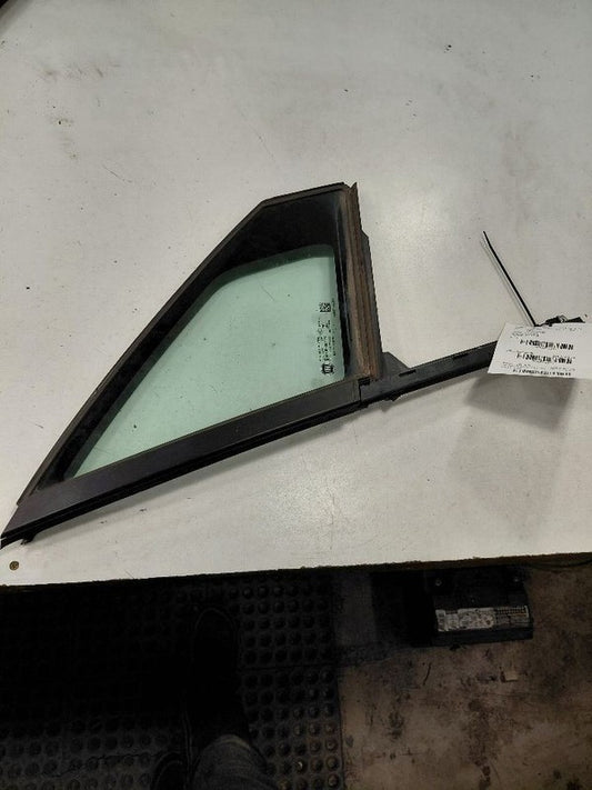 Passenger Right Front Door Vent Glass Window X Model 4 Door Fits 16-17 FIAT 500