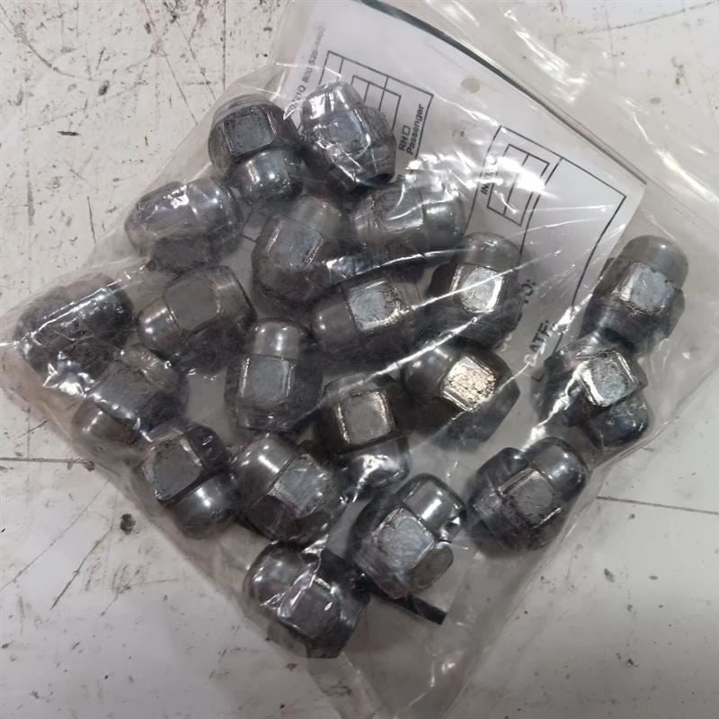 Kia Forte Lug Nut Set  2014 2015 2016