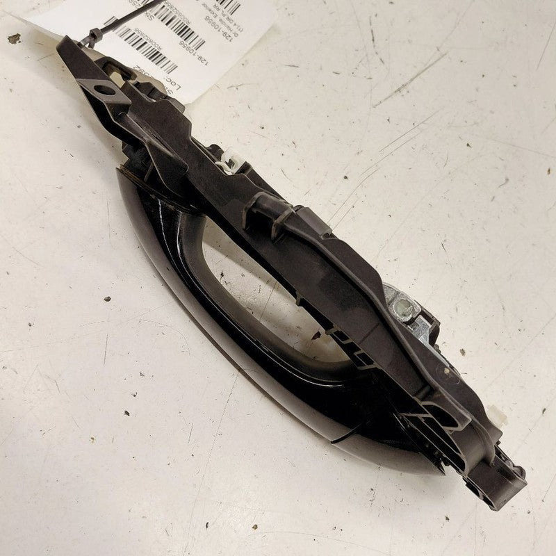 Passenger Right Rear Door Handle Exterior Fits 21-25 Chevy Trailblazer