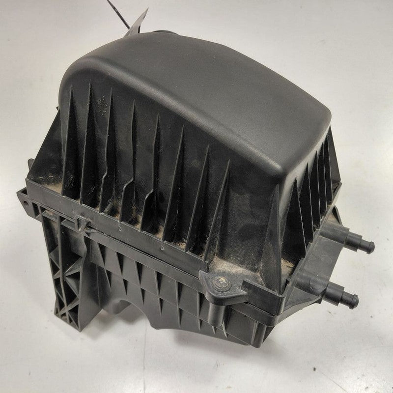 Air Cleaner Filter Box Fits 13-22 Buick Encore OEM