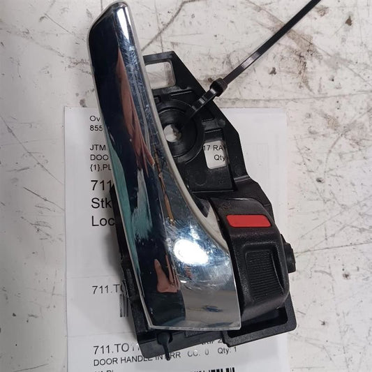 Toyota Rav 4 Door Handle Right Passenger Rear Interior Inside  2015 20