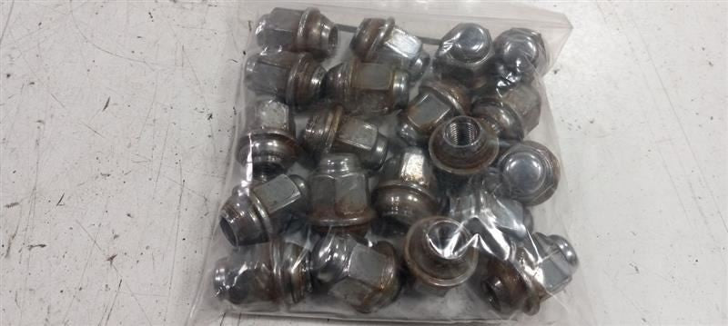 Hyundai Sonata Lug Nut Set 2011 2012 2013 OEM