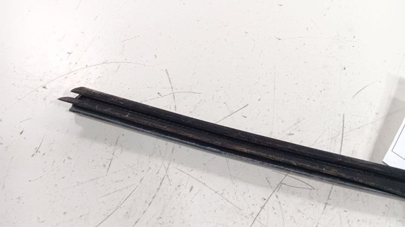 Buick Encore Driver Left Front Weather Strip Interior 2016 2017 2018 2