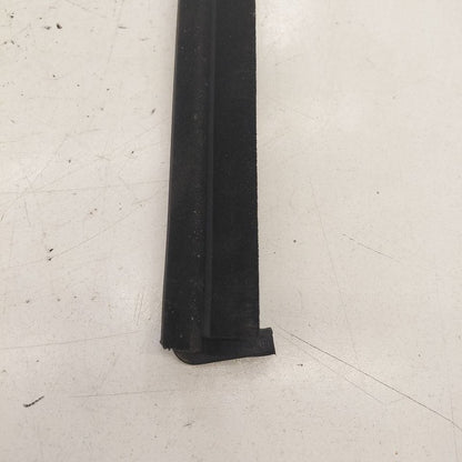 Buick Encore GX Right Rear Weather Strip Interior  2022 2023 2024 2025