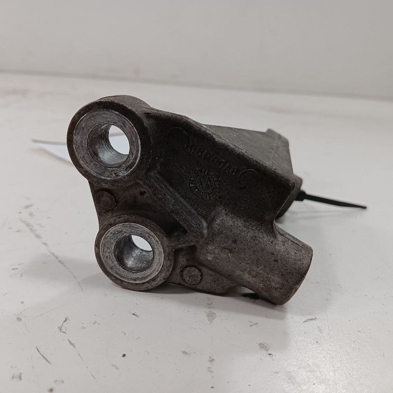 Fiat 500 Automatic Transmission Mount Bracket 2017 2016 2015 2014 2013