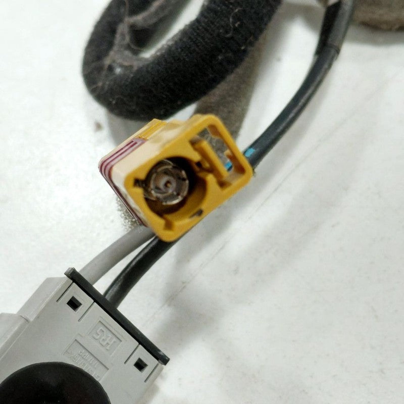 Kia Soul Antenna Feeder Wire {96220B2360} 2017 2018 2019 OEM