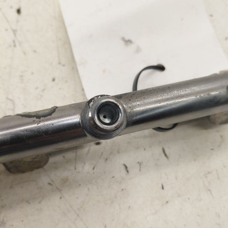 Subaru XV Crosstrek Left Front Fuel Rail Injection Injector Mount Bar 