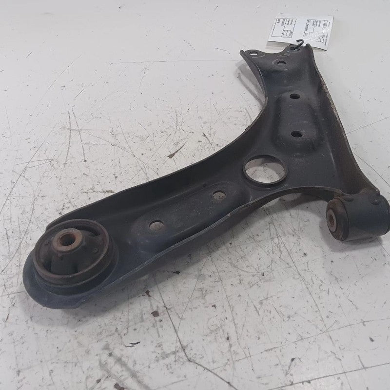 Passenger Right Lower Control Arm Front US Built Sedan 17-20 Hyundai Elantra
