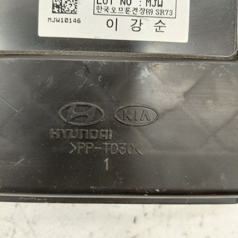 BCM Keyless Ignition Smart Key Control Module US Market 16-18 Kia Sore