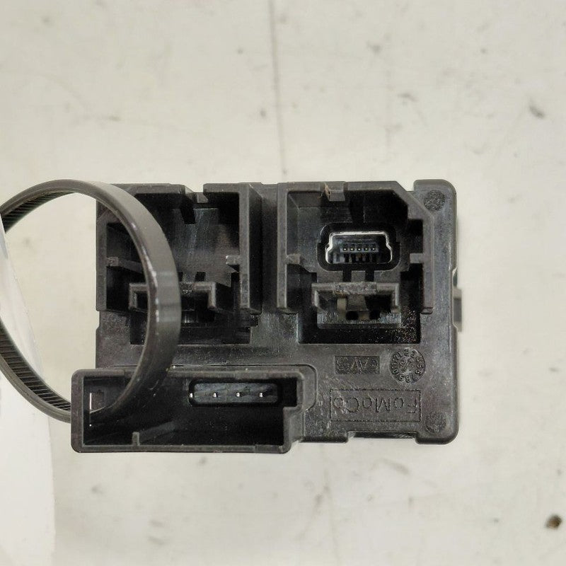 Ford Escape USB Plug In Hub Port  2022 2023 2024