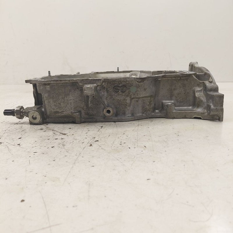 Upper Engine Oil Pan Fits 22-25 Lexus NX350