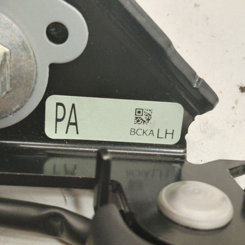 Mazda 3 Seat Belt Buckle Latch Left Driver Rear Back  2023 2022 2021
